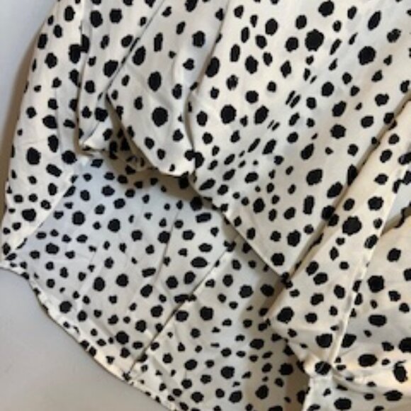 Umgee Dalmatian Print Short Sleeve Ruffle Top, New with Tags, L - Picture 2 of 10